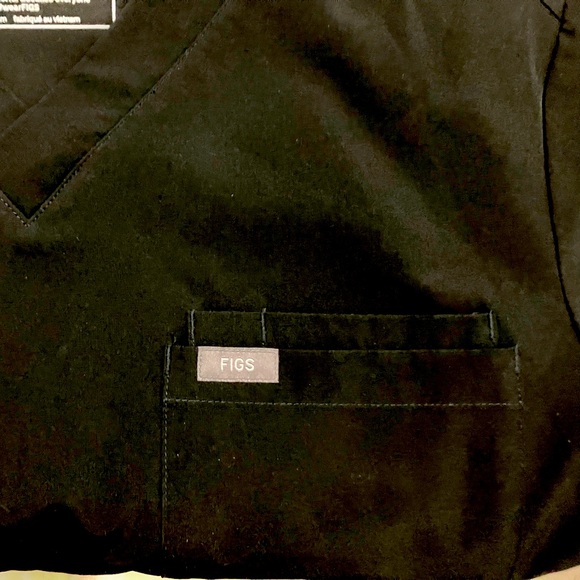 FIGS Scrub Men’s Top - Picture 4 of 5